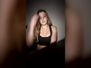 blondiebabe420