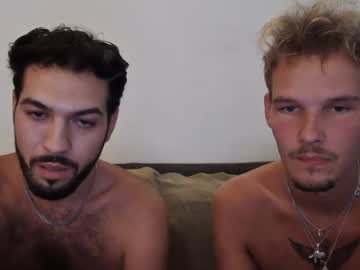 blondiexbrunett