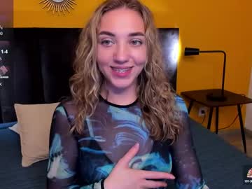 jessie curlyy