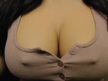 joannie boobs