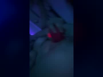 lilbitkitkat200