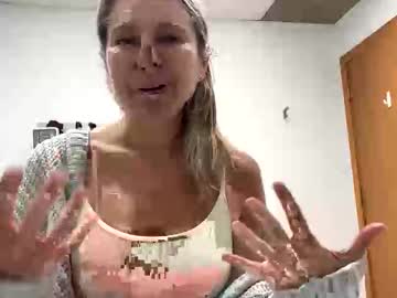 sassyella