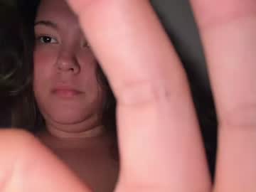 thickkbrunnette